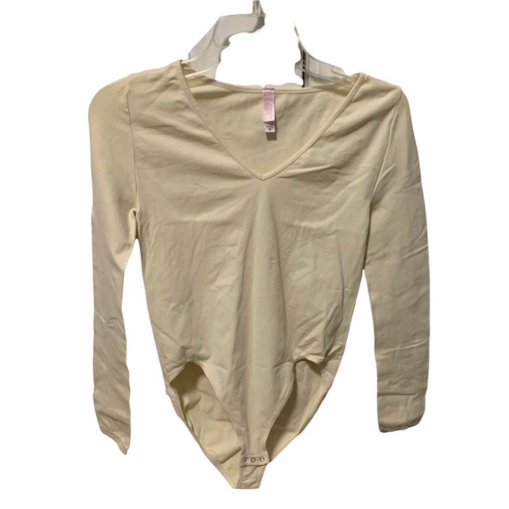 Victoria's Secret Medium Bodysuits (2) - Picture 11 of 11